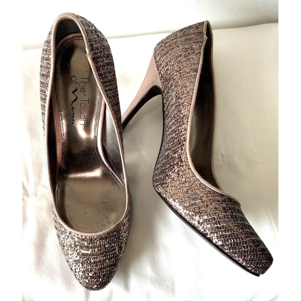The Touch of Nina Pump Heels Rose Gold Shimmer Size 9.5